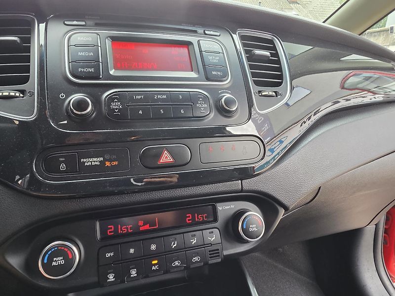 Kia Carens 1.7-2+3sedadla!!!NOVÁ SPOJKA - fotka 17 z 26