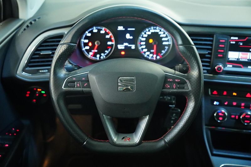 Seat Leon - fotka 18 z 26