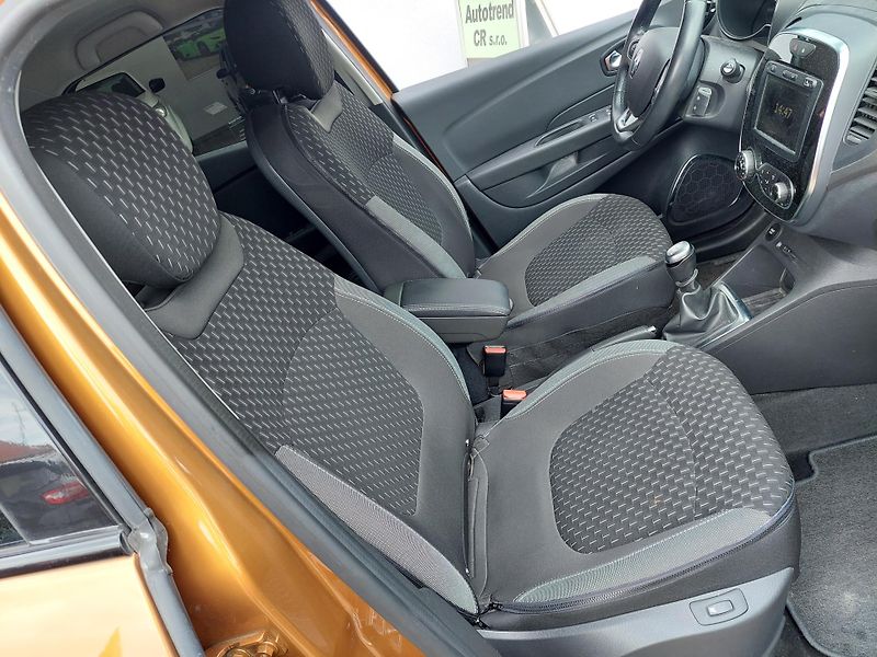Renault Captur (2019) Collection 1.3TCe-zadáno! - fotka 22 z 41