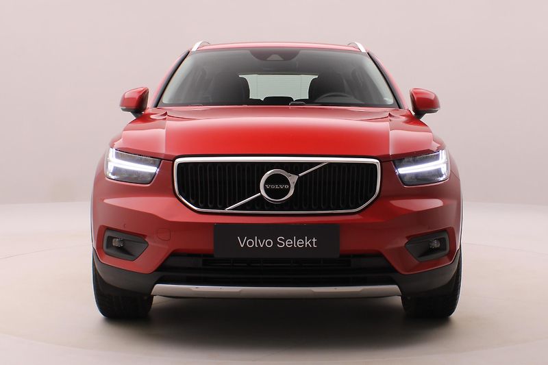 Volvo XC40 T4 MOMENTUM AUT CZ - fotka 16 z 42
