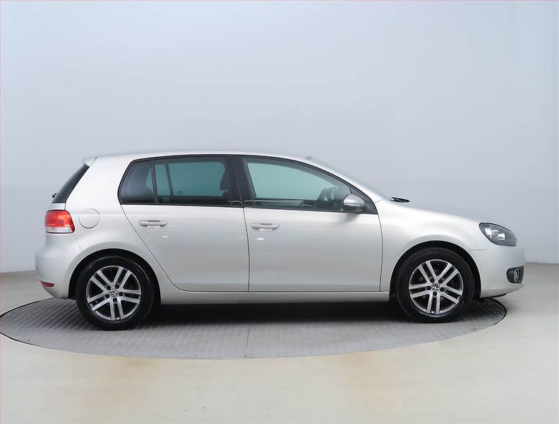 Volkswagen Golf (2011) 1.2 TSI, ČR,1.maj, Serv.kniha - fotka 6 z 15