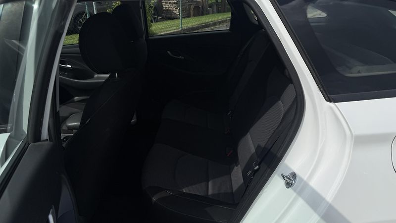 Hyundai i30 (2018) 1.6 CRDI 81KW  - fotka 11 z 19