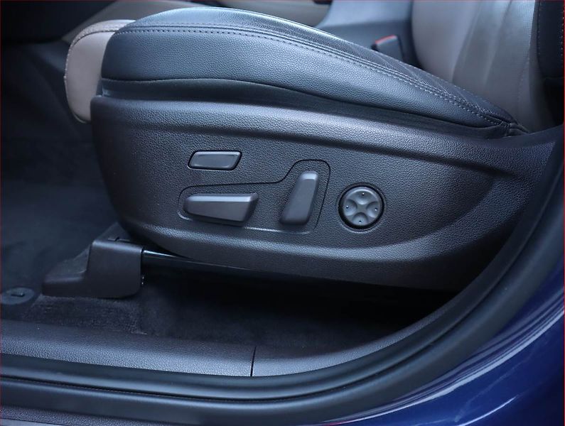 Hyundai Santa Fe (2021) 2.2 CRDi - fotka 19 z 26