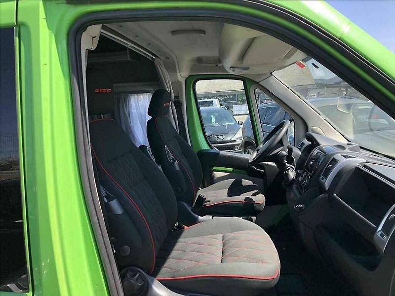 Obytná dodávka Citroën Jumper.