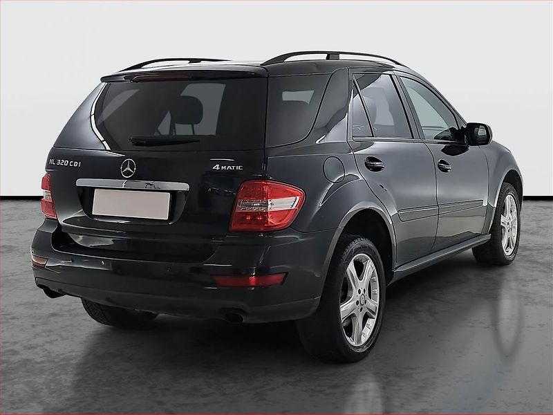 Mercedes-Benz Třídy M (2008) ML 320 CDI , 4X4, Automat - fotka 5 z 17