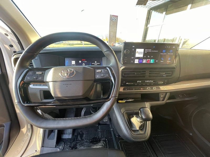 Toyota ProAce 2.0 D-4D MT Active L1 Multimed - fotka 10 z 24