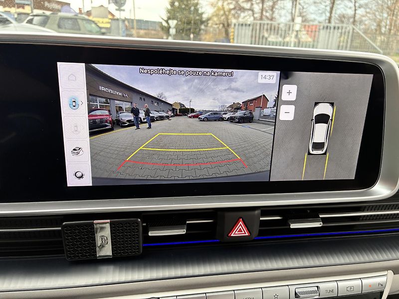 Hyundai Ioniq 6 77kWh PREMIUM REZERVACE - fotka 30 z 44