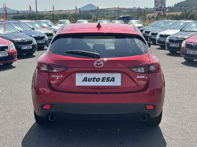 Mazda 3 (2014) 2.0i, autoAC, temp - fotka 5 z 19