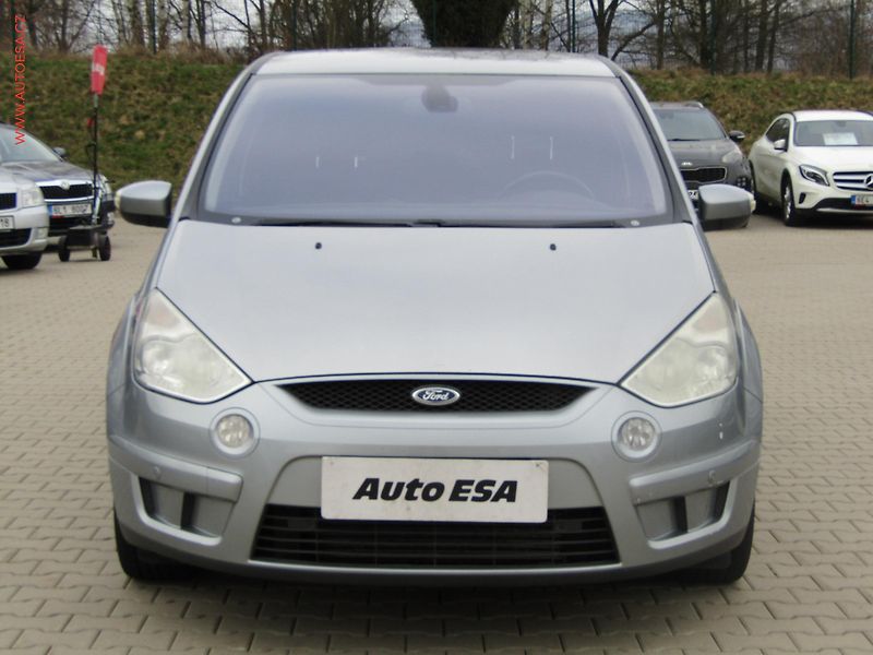 Ford S-MAX (2010) 2.0TDCI, ČR, AC, temp. - fotka 2 z 14