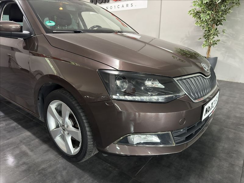Škoda Fabia 1,2   TSI VÝHŘEV TEMPOMAT - fotka 26 z 26
