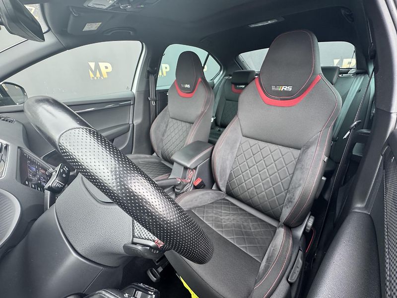 Škoda Octavia (2019) 2.0TSi 245 RS, DSG, PANO   - fotka 16 z 50