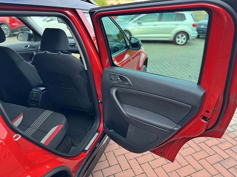 Škoda Yeti (2015) 1.4TSi DSG 92kW Monte Carlo - fotka 16 z 50