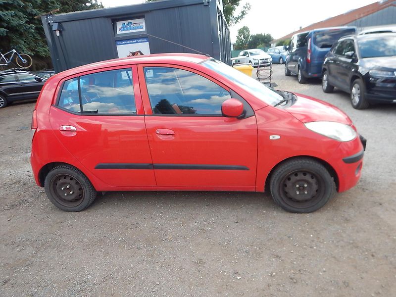 Hyundai i10 1.1, ČR, 1. MAJ. - fotka 5 z 23