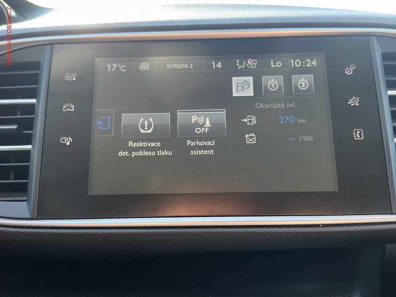 Peugeot 308 (2015) 1.6 HDi, ČR, AC, temp - fotka 16 z 19