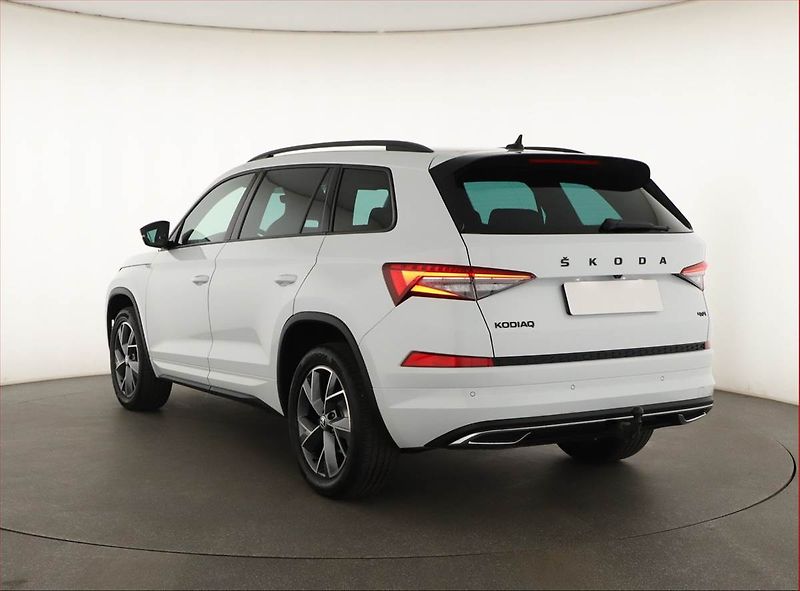 Škoda Kodiaq (2023) 2.0 TSI - fotka 4 z 20