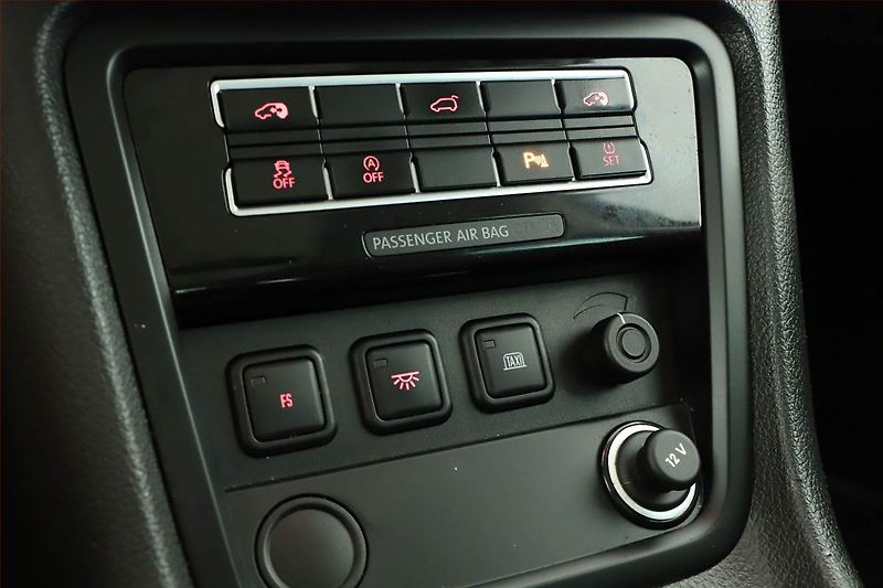 Volkswagen Sharan (2019) 2.0 TDI BMT, Automat, 7 míst - fotka 17 z 21