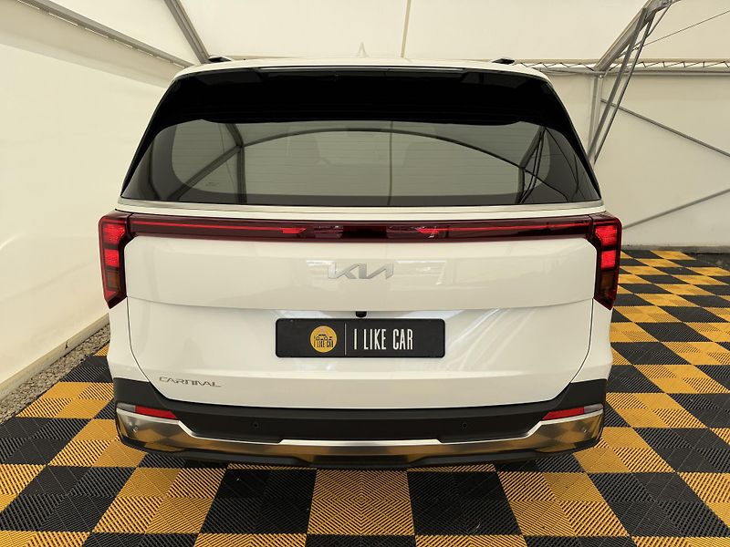 Kia Carnival 2.2d*AT*145kw*9-mist*DPH* - fotka 6 z 50