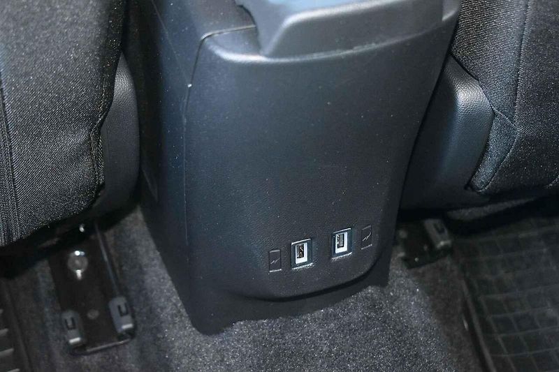 Opel Mokka je stále jedno z nejhezčích malých SUV.