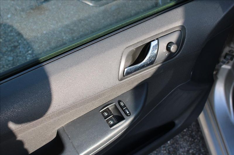 Škoda Fabia 1,2 i  KLIMA, ROZVODY - fotka 14 z 22