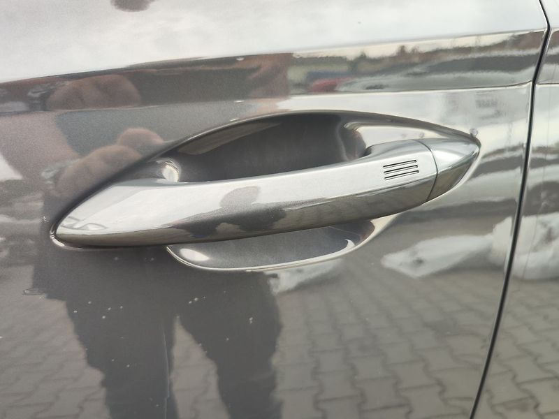 Hyundai Tucson 1.6 T-GDI/158kW PRM LUX HEV AT - fotka 11 z 39