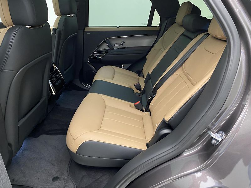 Land Rover Range Rover Sport (2026) P460e DYNAMIC SE AWD AUT  - fotka 6 z 72