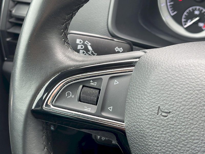 Škoda Karoq (2019) 1.6 TDI 85 kW Style Plus - fotka 8 z 34