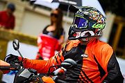 Na unikátní závody supermotardů a čtyřkolek se o víkendu do Moravského Krumlova dorazilo podívat přes tři a půl tisíce diváků.