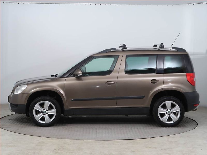 Škoda Yeti (2011) 2.0 TDI, Serv.kniha, Tempomat - fotka 3 z 12