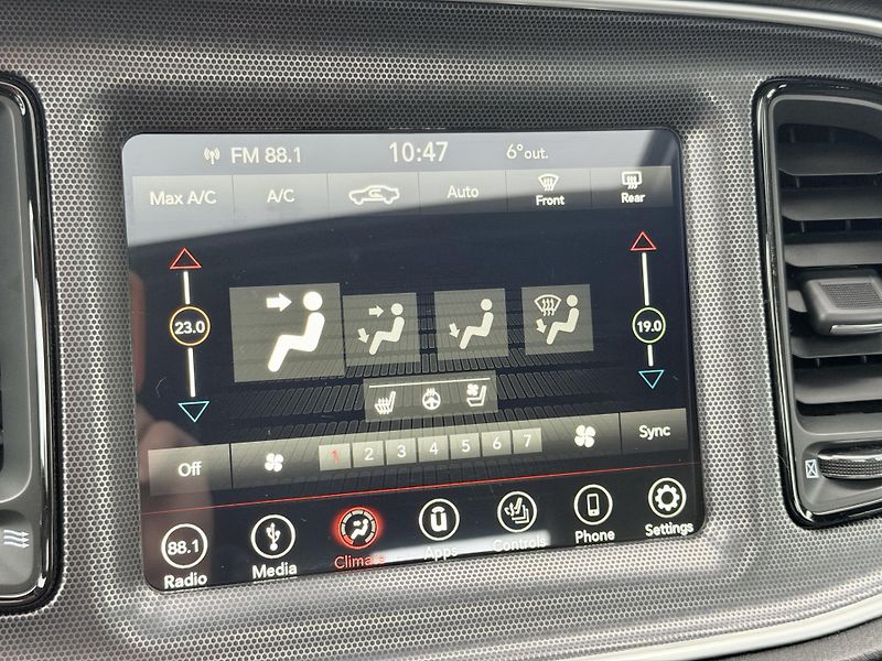 Dodge Challenger 3.6 V6 4x4  - fotka 16 z 28