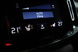 Volvo XC40 D4 AWD Momentum PilotAs/360°/P - náhled 24