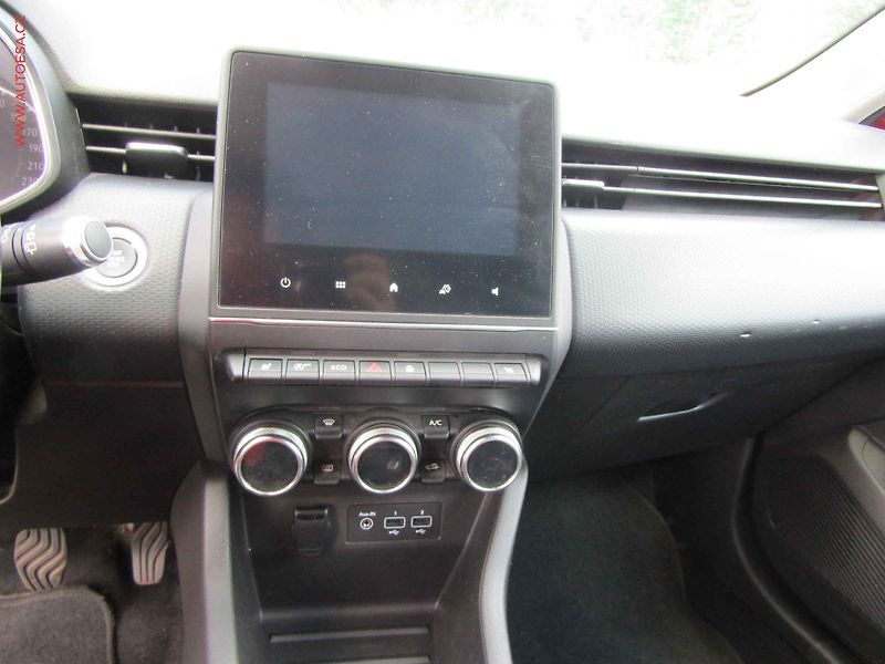 Renault Clio (2020) 1.0 TCe, ČR - fotka 11 z 19