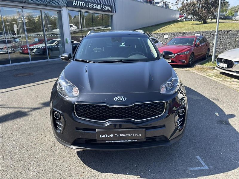 Kia Sportage 1,7 CRDi Style KAMERA TOP STAV - fotka 8 z 39