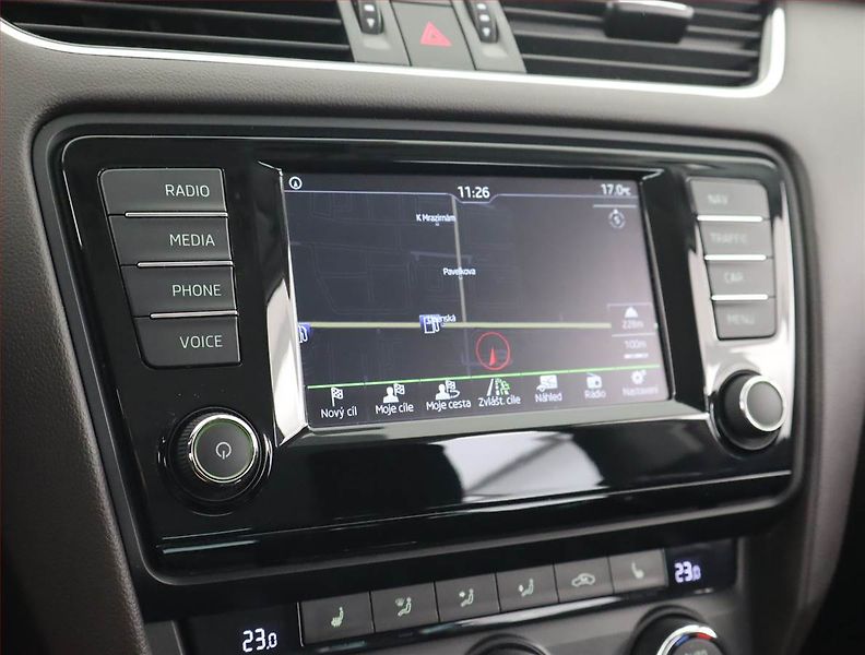 Škoda Octavia (2015) Scout 2.0 TDI, 4X4, Automat - fotka 21 z 21
