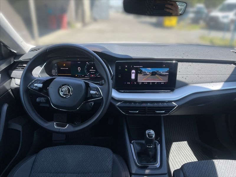 Škoda Octavia 2,0 TDI 85 Style - fotka 9 z 11