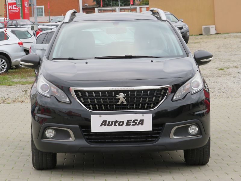 Peugeot 2008 (2017) 1.2PT, ČR, Active - fotka 2 z 28
