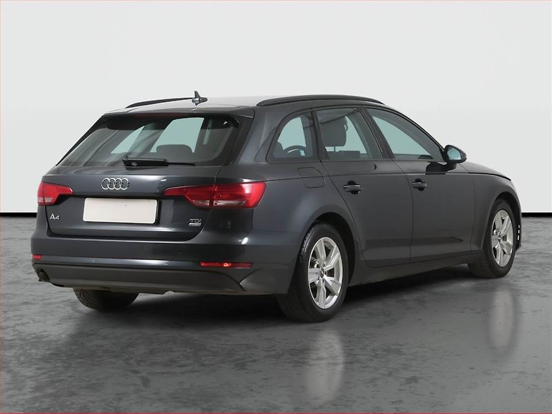 Audi A4 (2016) 2.0 TDI, Automat, Navi - fotka 5 z 19
