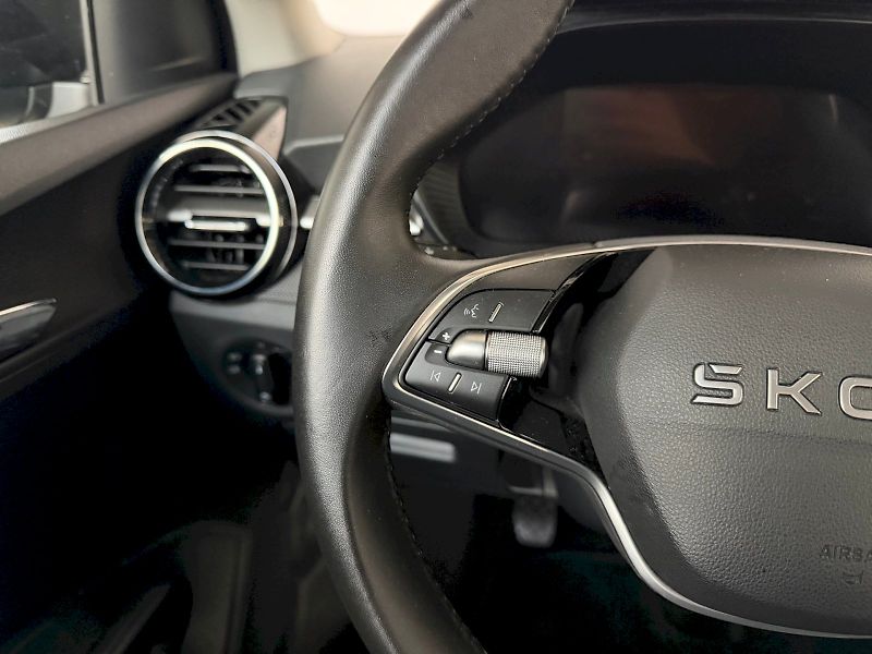 Škoda Fabia (2025) Selection 1.0 TSI / 70 kW M5 - fotka 10 z 25