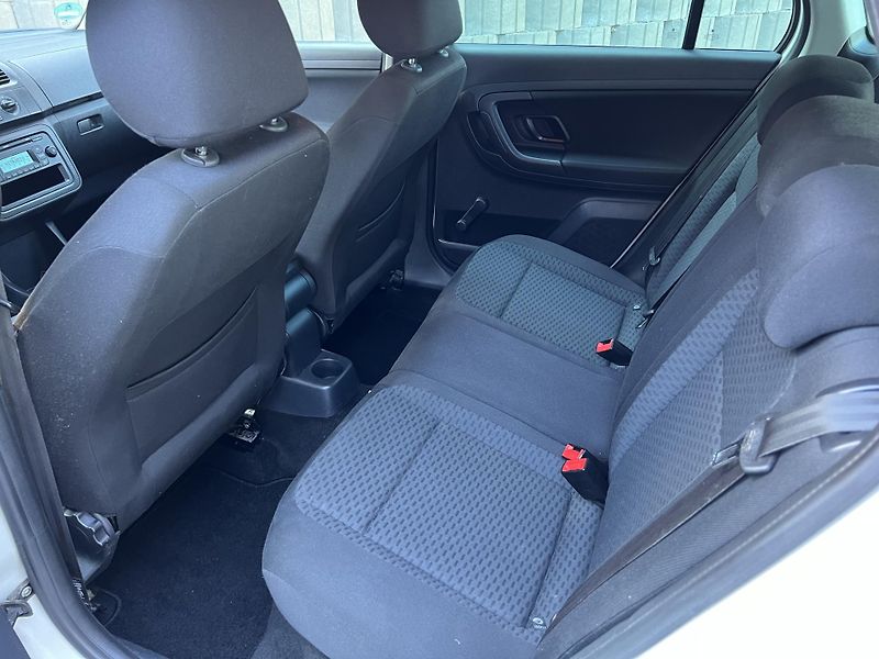 Škoda Fabia combi 1.2 TSi 63 kW NOVÁ STK - fotka 10 z 15
