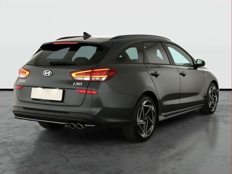 Hyundai i30 (2025) N-Line 1.5 T-GDI MHEV 48V - fotka 5 z 16