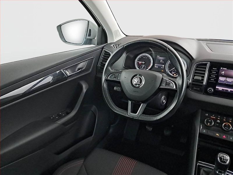 Škoda Karoq (2019) Style 2.0 TDI, Navi, Tempomat - fotka 7 z 19