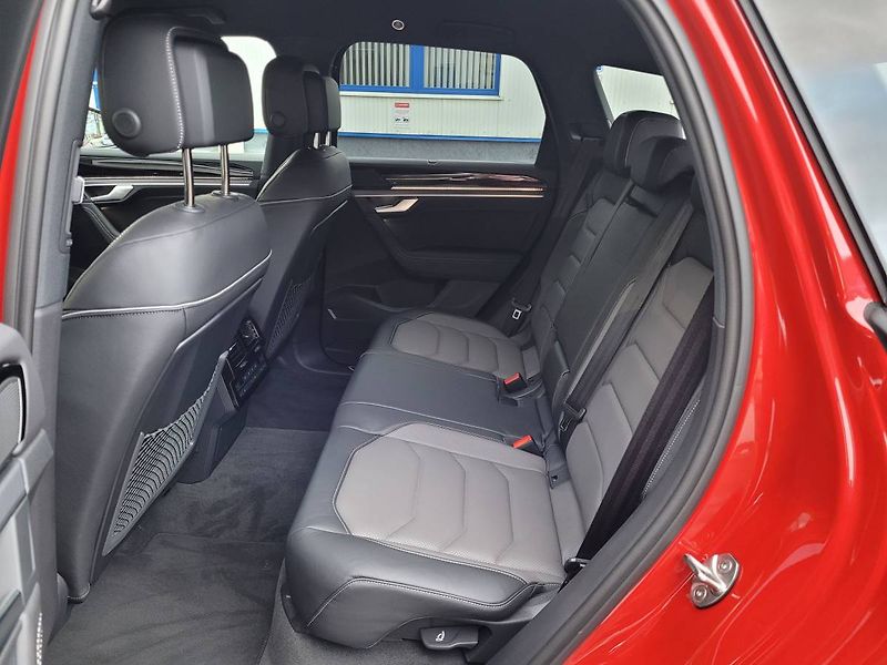 Volkswagen Touareg Final Edition R-Line  3,0 TDI - fotka 50 z 64