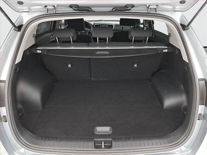 Kia Sportage (2021) 1.6 T-GDI, 4X4, Automat, ČR - fotka 14 z 22