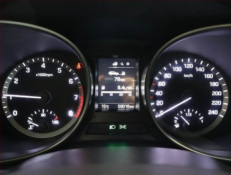 Hyundai Santa Fe (2018) 2.4 GDI, 4X4, ČR,1.maj - fotka 11 z 20