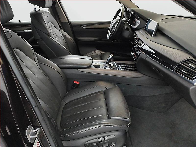BMW X5 (2018) xDrive30d, 4X4, Automat - fotka 9 z 20