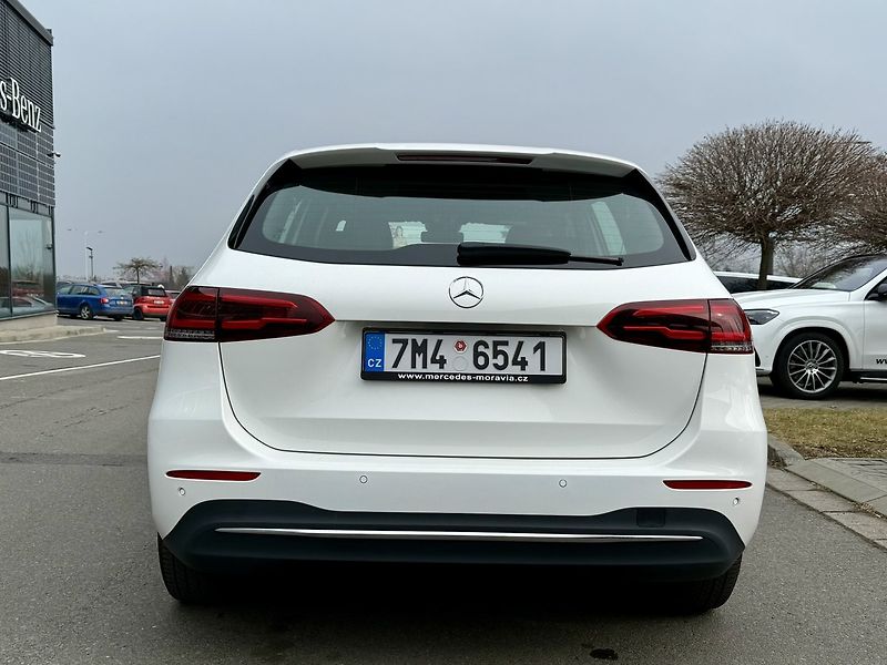 Mercedes-Benz Třídy B (2020) 180 d - fotka 11 z 36