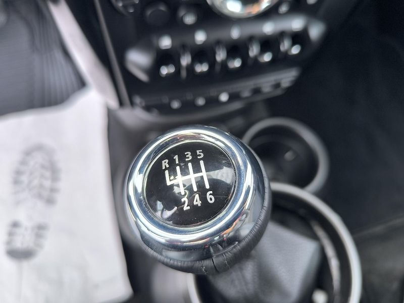 Mini Countryman 1.6  DOLOŽENÉ KM, 1.MAJITEL - fotka 19 z 28