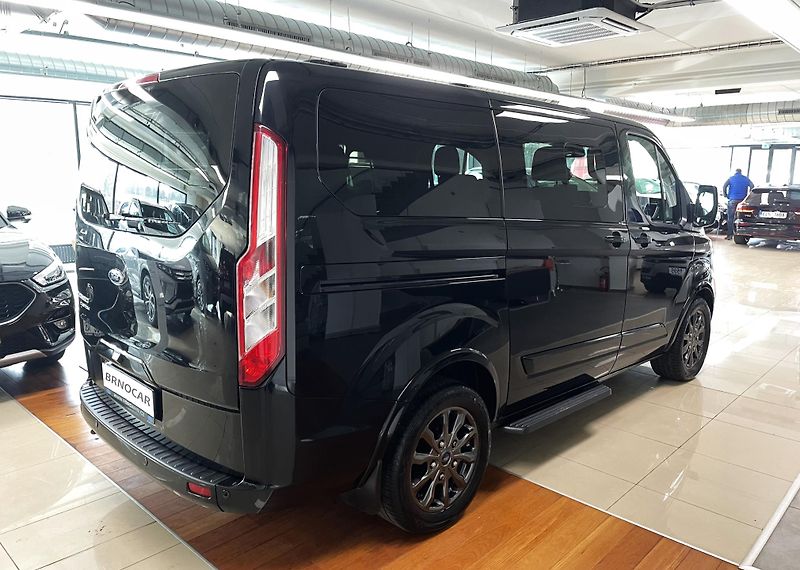 Ford Tourneo Custom Titanium L1 125kW AT, ČR - fotka 6 z 29