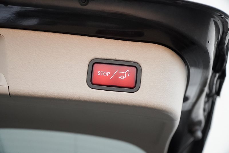 Mercedes-Benz Třídy M 350 CDi 4MATIC AMG - fotka 27 z 45