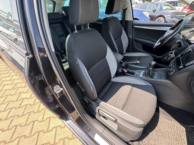 Škoda Octavia (2015) 1,4 TSI 110 KW SERVIS STK - fotka 34 z 50