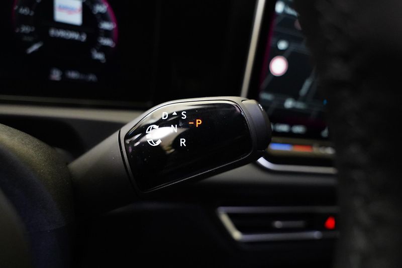 Volkswagen Tiguan - fotka 16 z 26